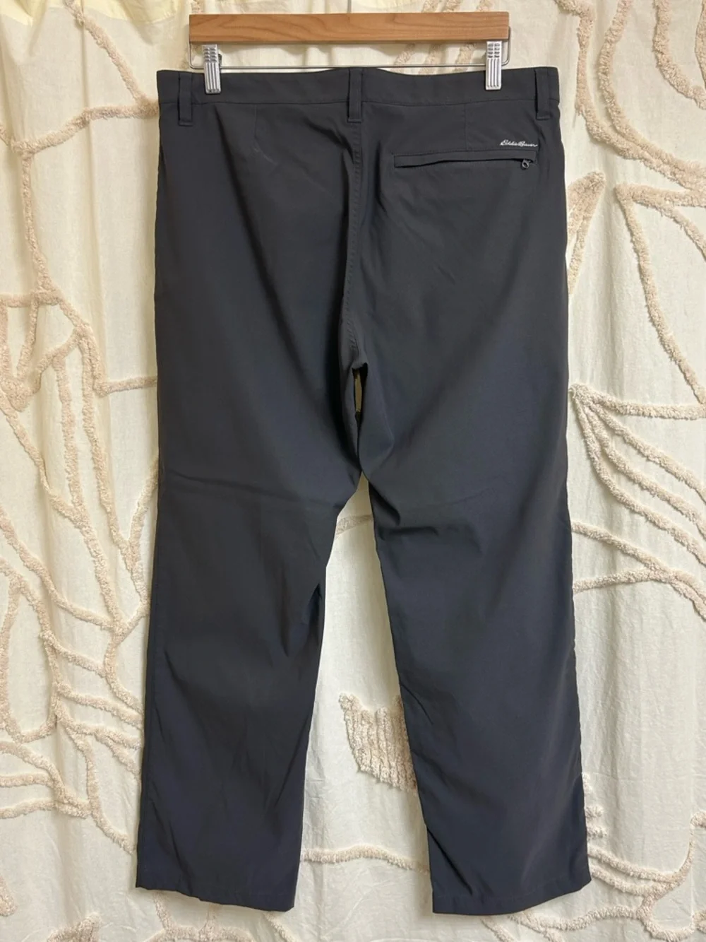 Eddie Bauer Horizon Takeoff Stretch Chino Pants in Dark Smoke Grey Size 35x30
